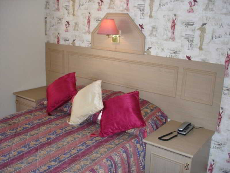 בלקפול The Parisienne Hotel מראה חיצוני תמונה