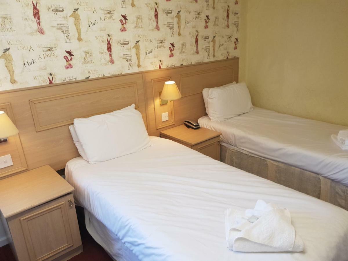 בלקפול The Parisienne Hotel מראה חיצוני תמונה