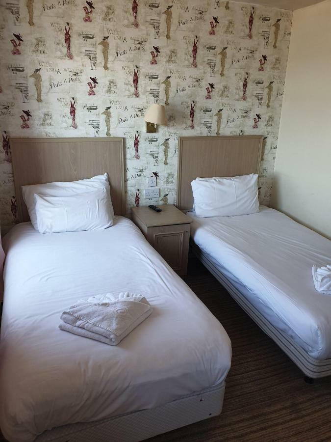 בלקפול The Parisienne Hotel מראה חיצוני תמונה
