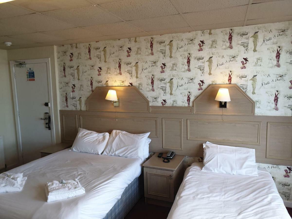 בלקפול The Parisienne Hotel מראה חיצוני תמונה
